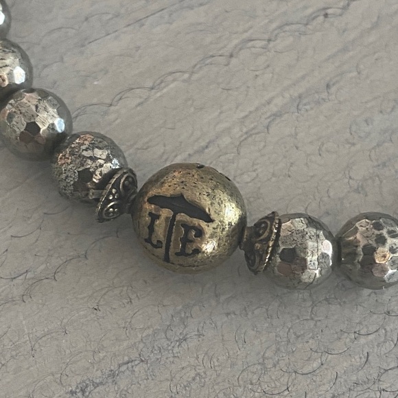 Lenny & Eva Hematite Bead Stretch Bracelet​​​​​​​​​ - Picture 6 of 7